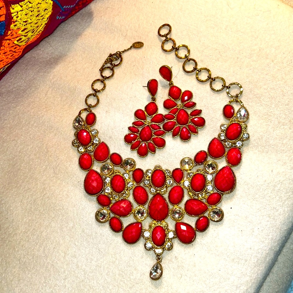 Amnita Singh 3 pc set bright gold and coral statement necklace with earrings